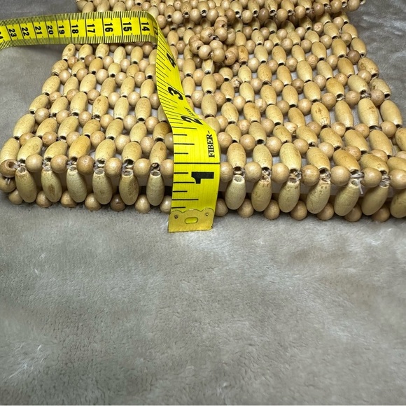 Wood Elongtated Woven Bead Crossbody Purse Zipper - Picture 6 of 8